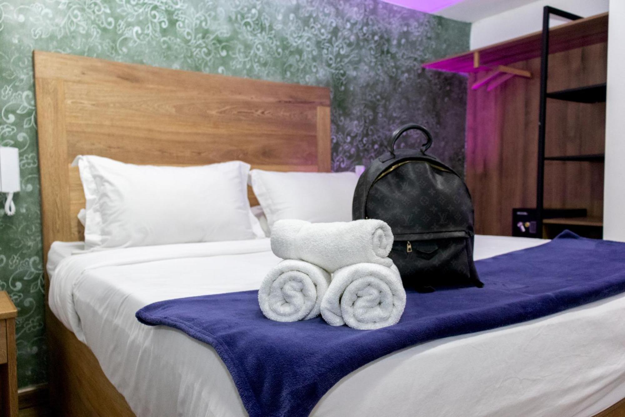 Bacata Plaza Hotel *