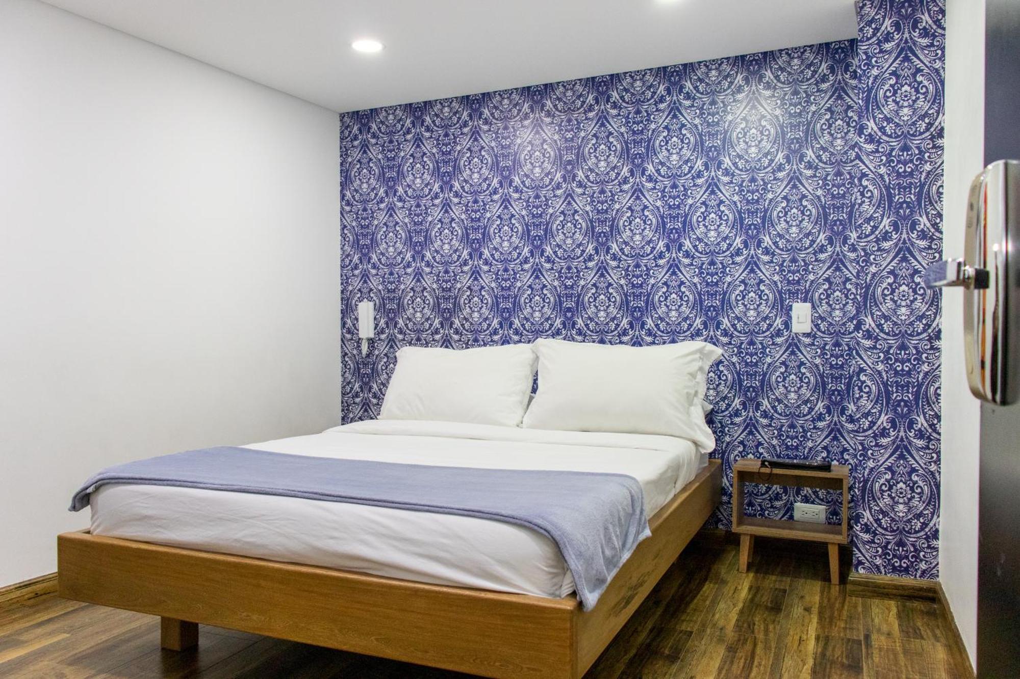 Bacata Plaza Hotel *